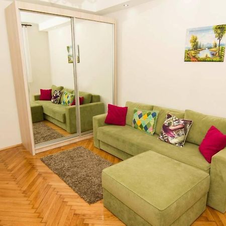 See U In Belgrade Belgrado Exterior foto
