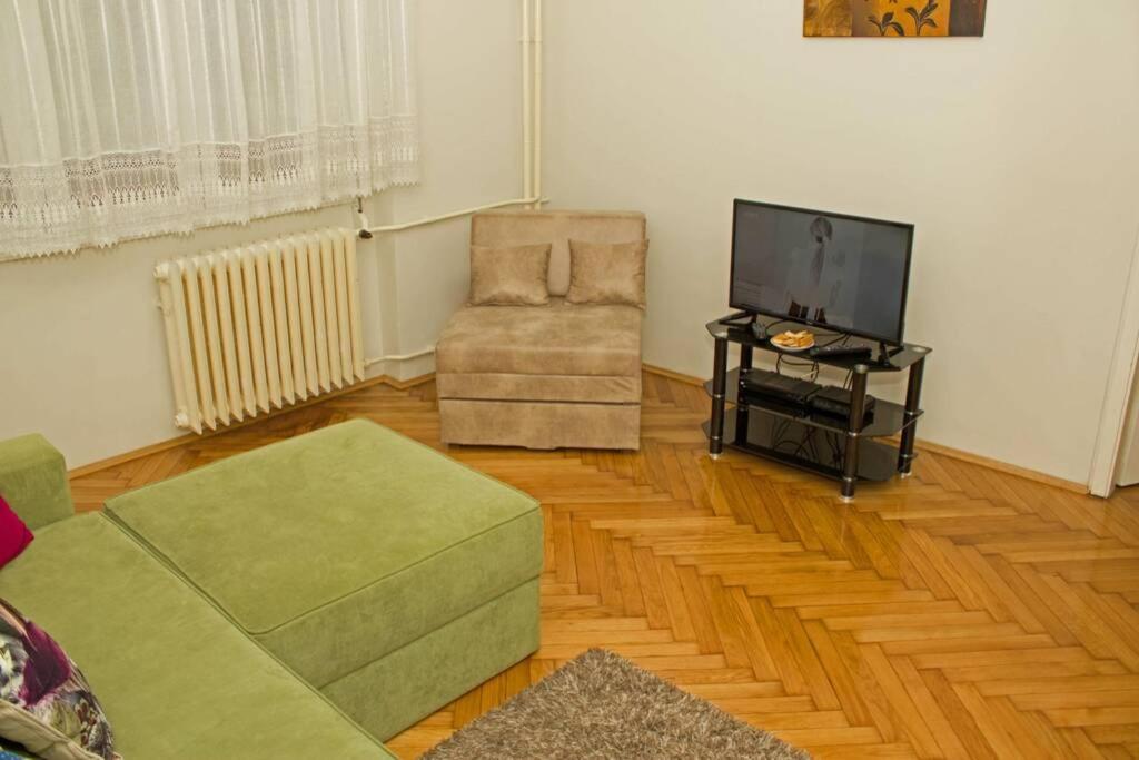 See U In Belgrade Belgrado Exterior foto