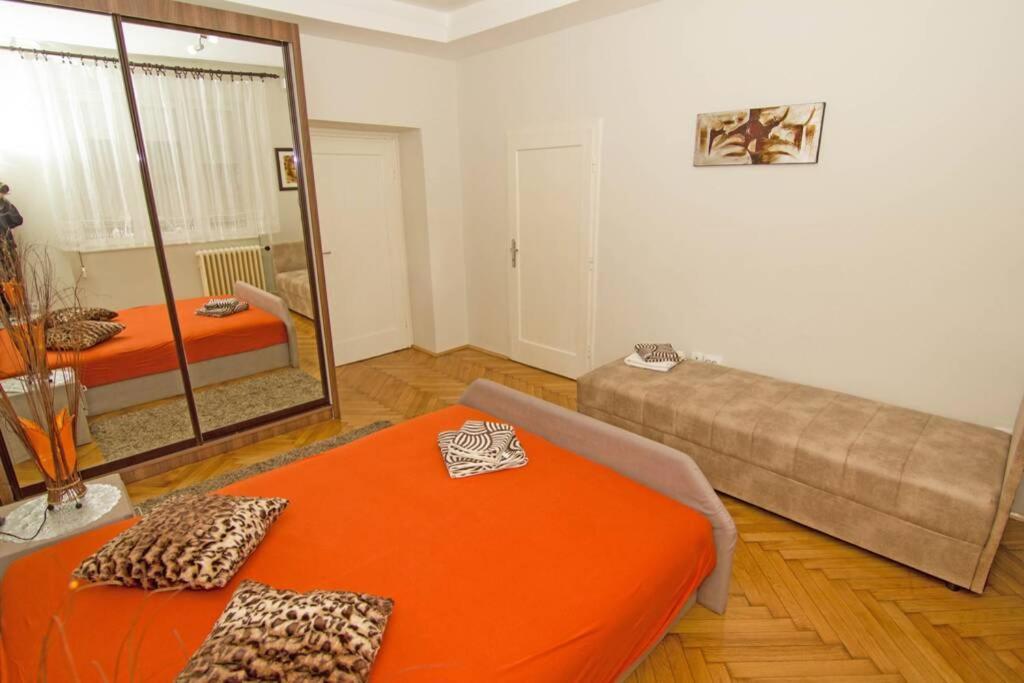 See U In Belgrade Belgrado Exterior foto